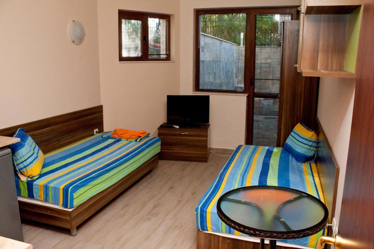 Fantasy Apartments Saint Constantine And Helena Resort St. Konstantin og Helena Eksteriør bilde